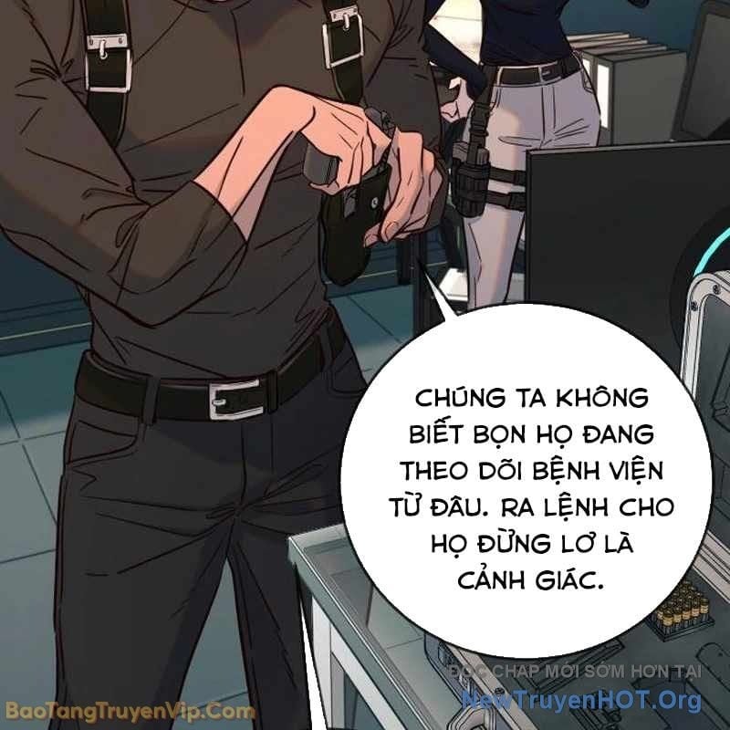 Mọi Người Đều Yêu Cô Ấy Chapter 31 - Trang 2