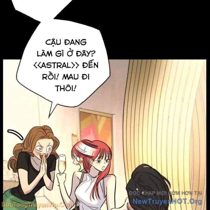 Mọi Người Đều Yêu Cô Ấy Chapter 31 - Trang 2
