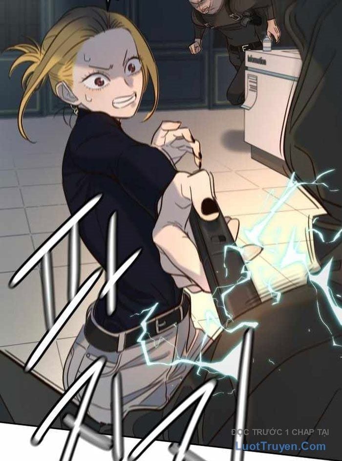 Mọi Người Đều Yêu Cô Ấy Chapter 32 - Trang 2