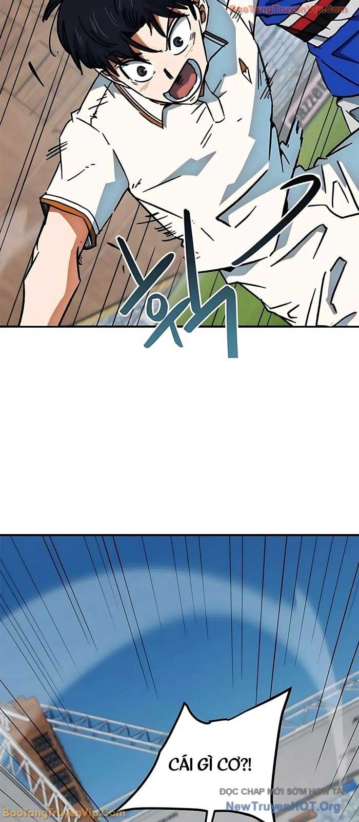 Tôi Bị Hiểu Lầm Là Siêu Sao Trên Sân Cỏ Chapter 35 - Trang 2