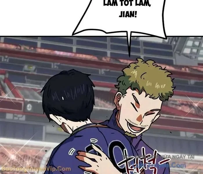 Tôi Bị Hiểu Lầm Là Siêu Sao Trên Sân Cỏ Chapter 38 - Trang 2